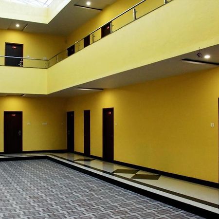 Hotel Varenya Inn Yavatmāl 외부 사진